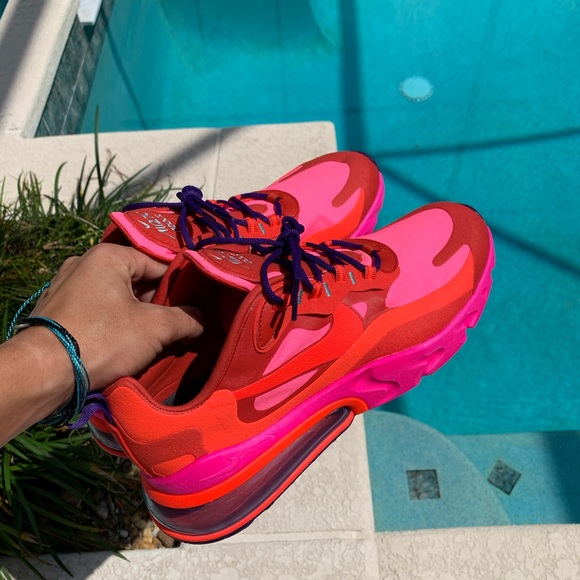 Air max 270 react • BRAND NEW • NEVER WORN • - Picture 11 of 15